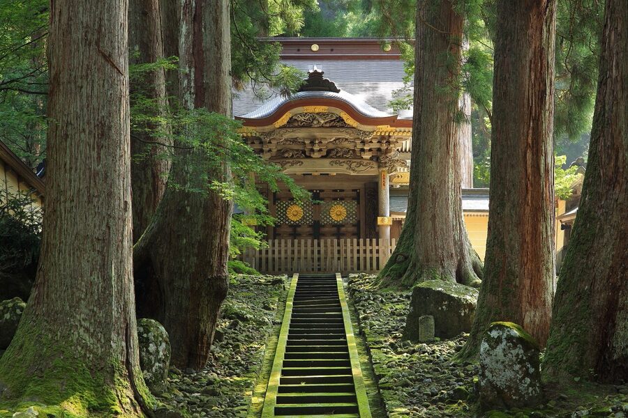 The Chokushimon imperial gate at Eiheiji temple in Fukui