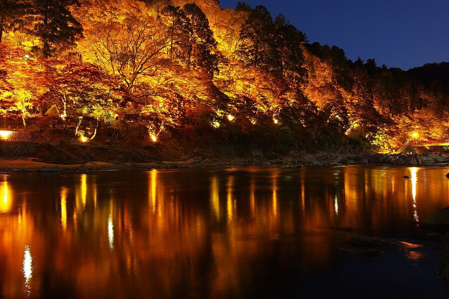 korankei night illumination for autumn travel guide