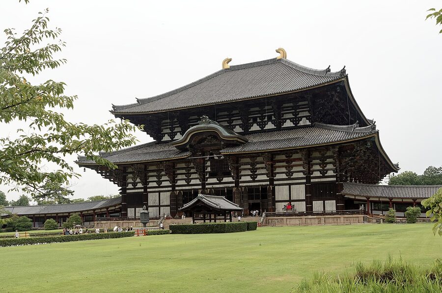 The Daibutsuden Great Buddha Hall at Todai-ji, Nara, with rust-coloured eaves.