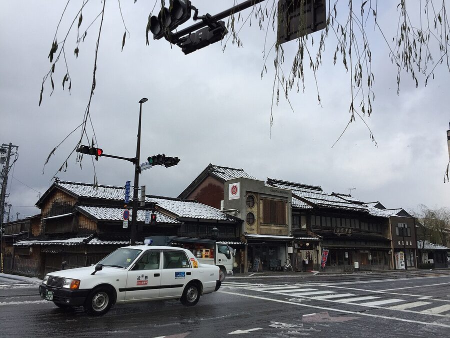 Higashi Chaya district lantern-lit lane in Kanazawa