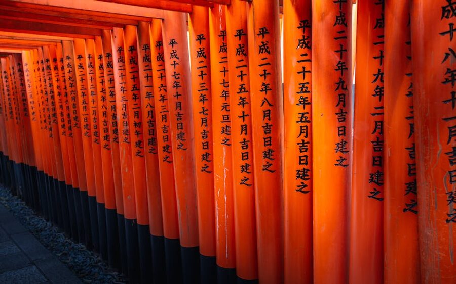Orange torii gates at Fushimi Inari Taisha shrine
