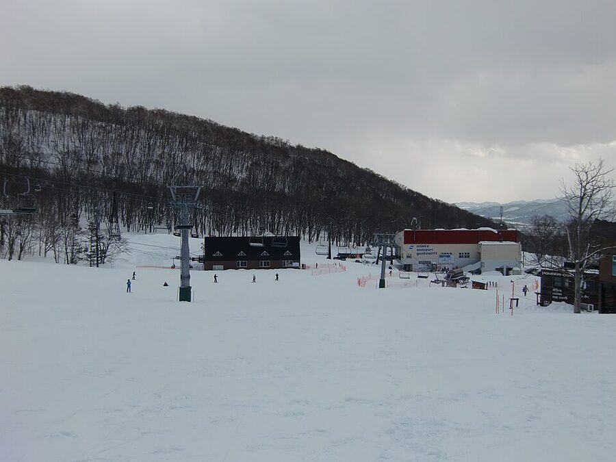 Annupuri Gondola, Jumbo 1st Quad and Dream 1st Quad lifts
