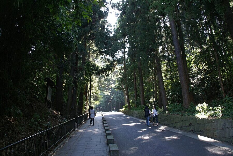 Main hall of Zuihoden mausoleum with multicoloured Momoyama-style decoration in cedar forest