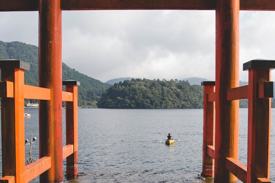 Hakone Shrine torii gate over Lake Ashi