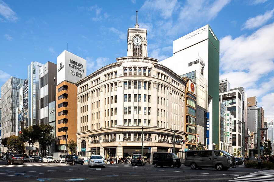 Ginza Wako department store at the Chuo-dori intersection