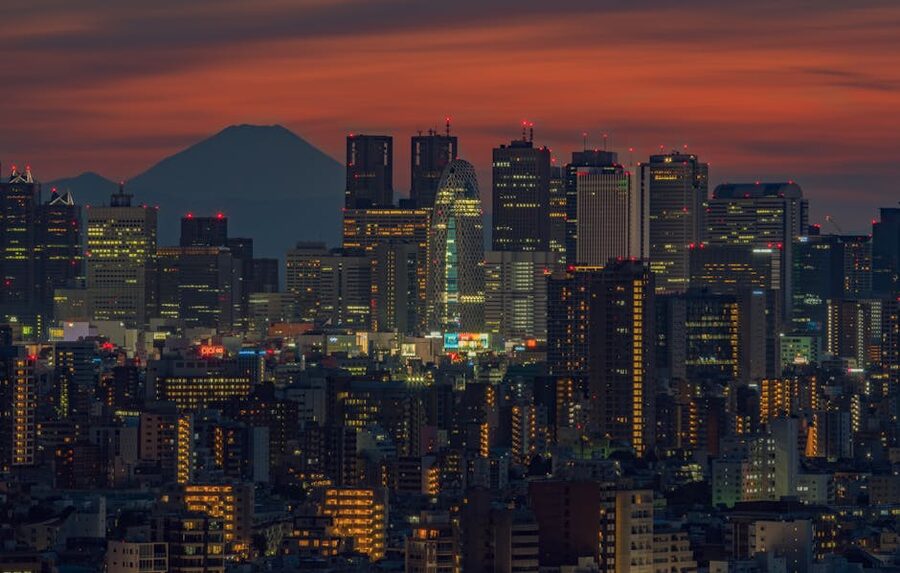 Tokyo skyline at dusk with Mount Fuji