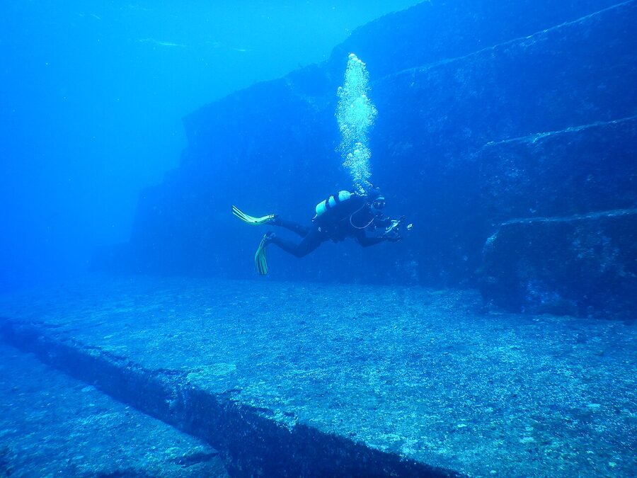 Yonaguni Monument main terrace